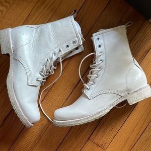 Brand new Frye Veronica combat boot white size 8.5